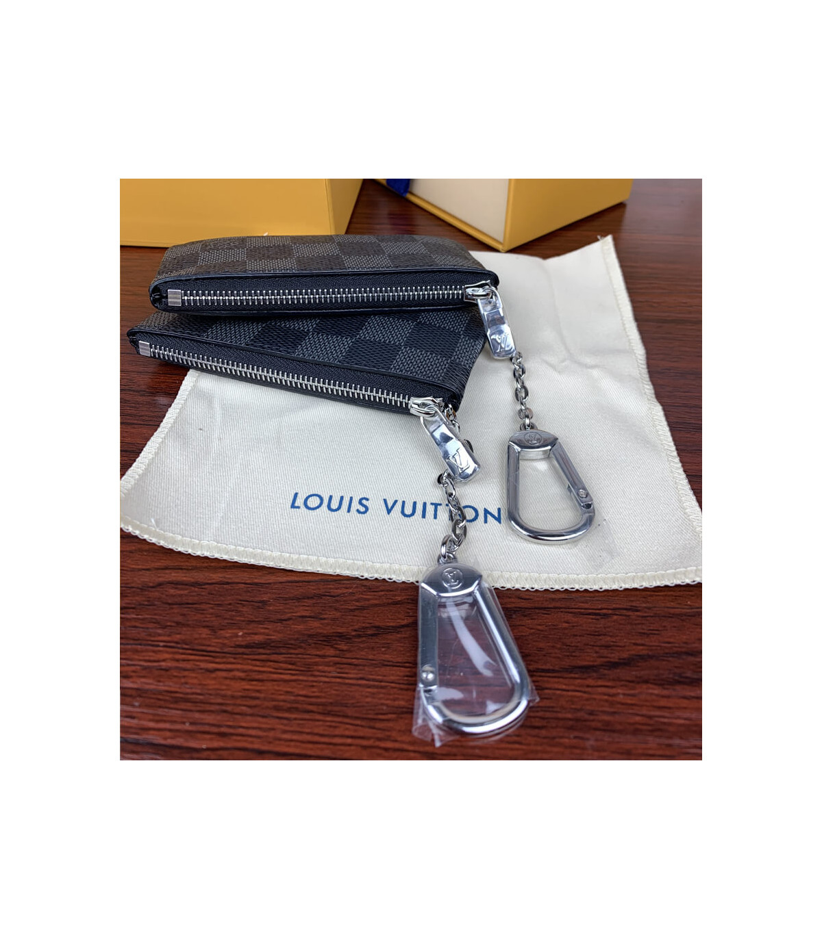 LOUIS VUITTON Key Pouch Damier Graphite N60155 Used Japan