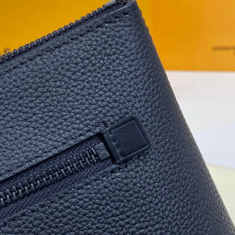 Shop Louis Vuitton Ipad pouch (M69837) by Sincerity_m639