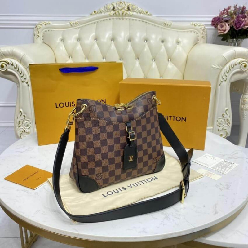 LOUIS VUITTON UNBOXING *NEW ODEON PM DAMIER EBENE * FIRST IMPRESSION & WHAT  FITS !!! 