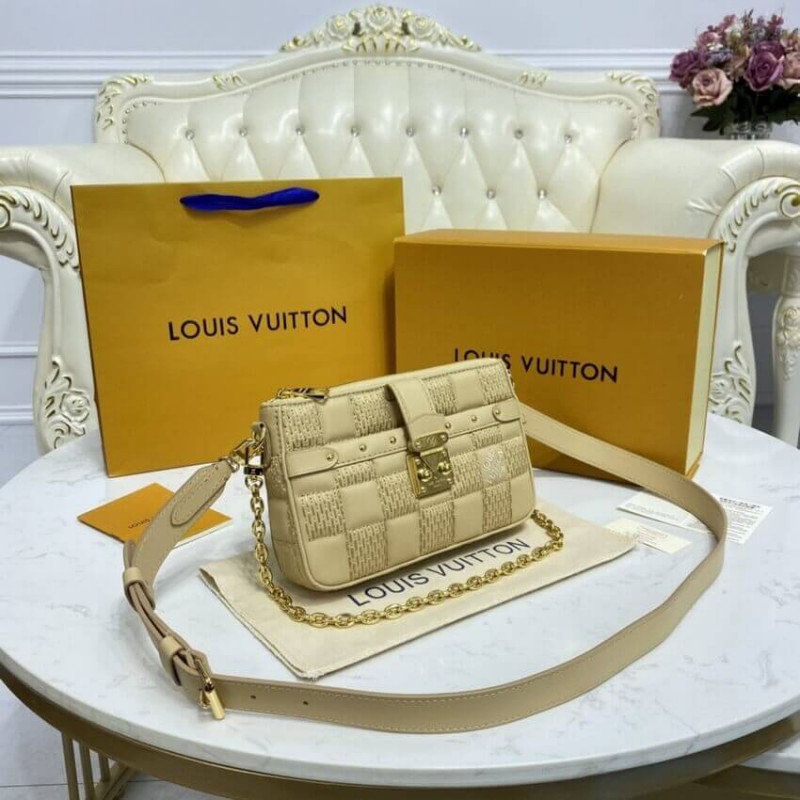Shop Louis Vuitton Pochette Troca (M59046) by LESSISMORE☆