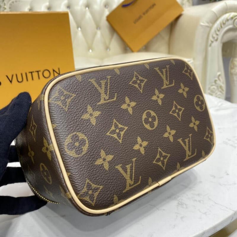 Louis Vuitton MONOGRAM Nice mini toiletry pouch (M44495)【2023】