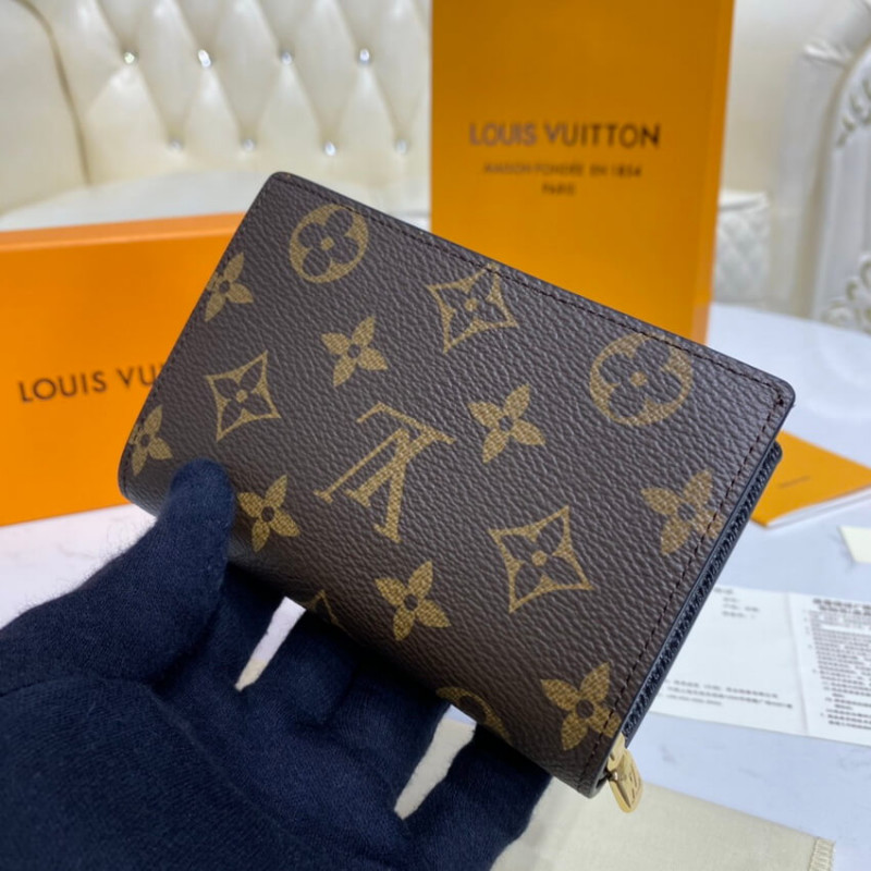 Louis Vuitton Zoé Monogram Reverse Wallet