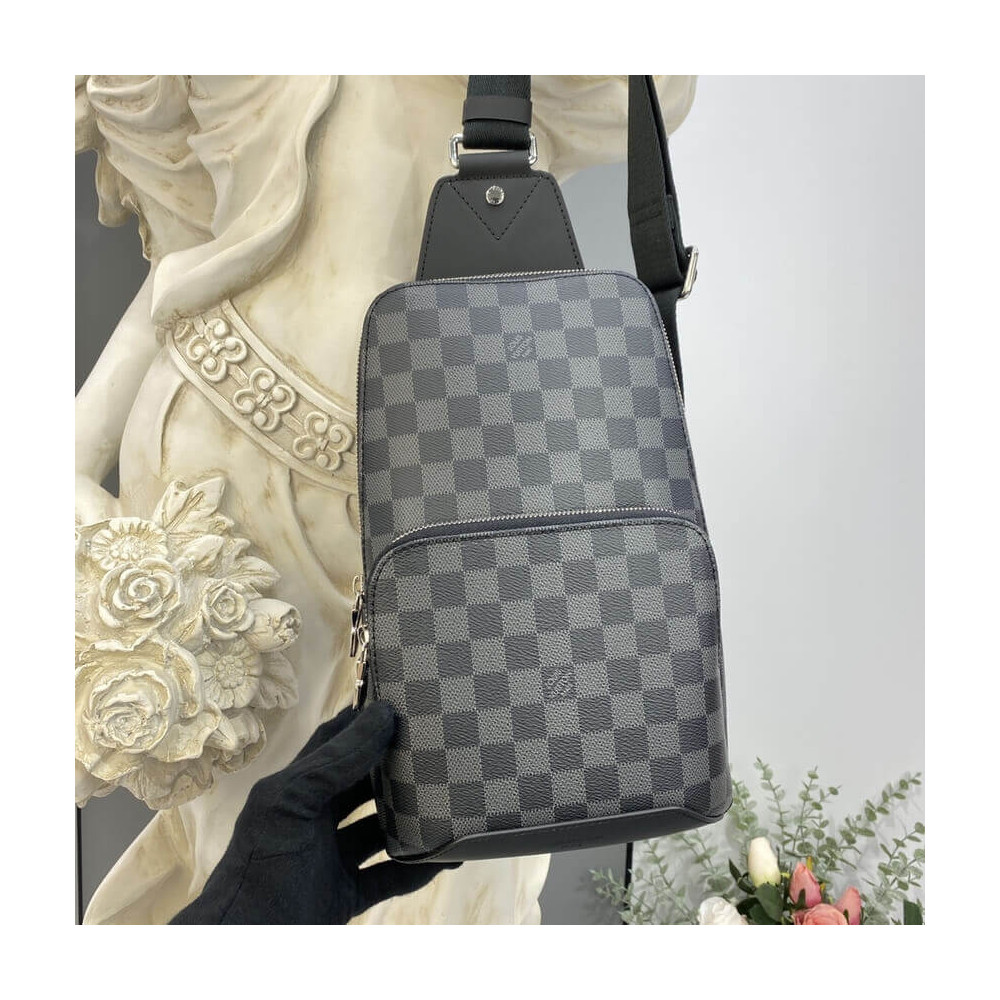 Louis Vuitton Avenue Sling bag Grey ref.172687 - Joli Closet