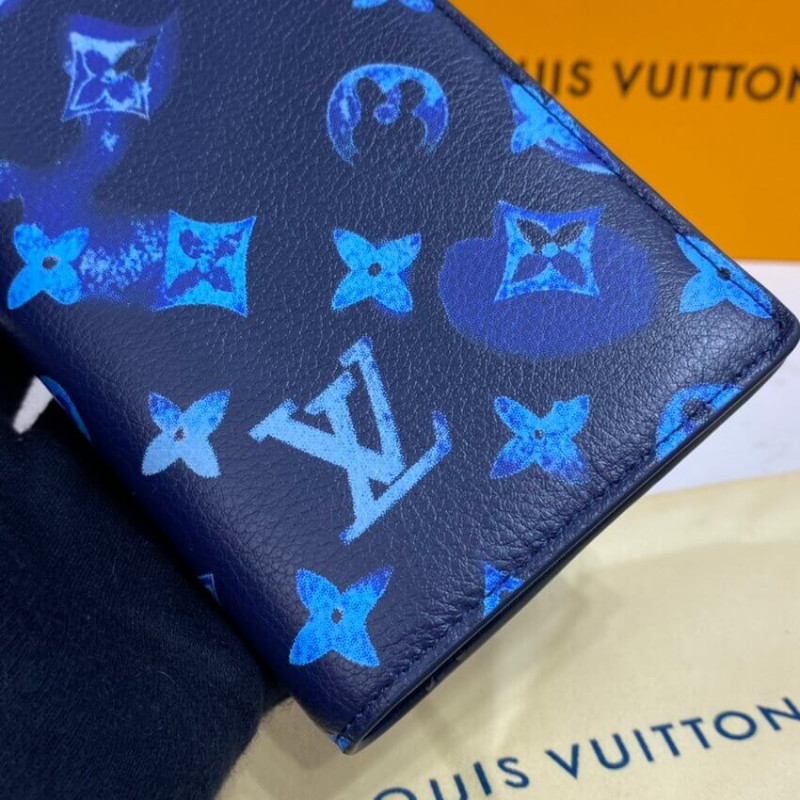 Louis Vuitton Brazza Wallet Blue Embossed Monogram – 10 x 19 x 2 cm in 2023
