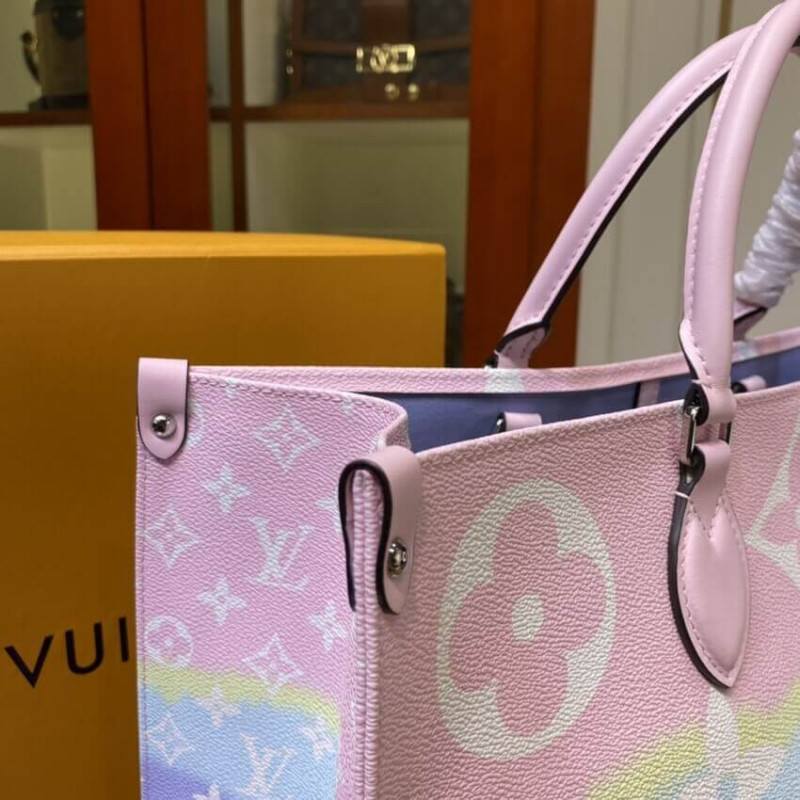 Louis Vuitton LV Onthego PM Stardust pink leather ref.552869 - Joli Closet