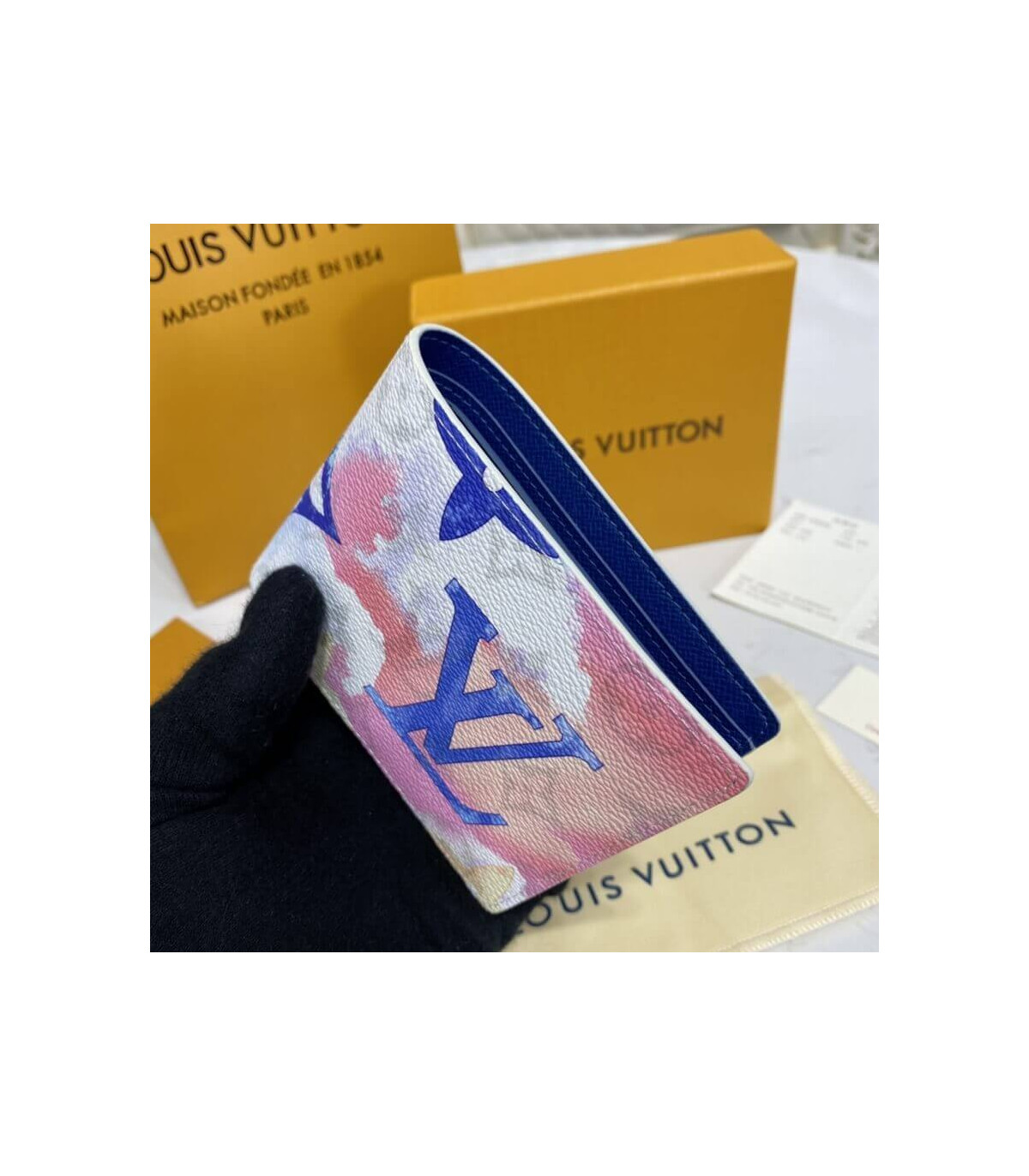 Picking up Louis Vuitton LV Book Chain Wallet!, Rare🥰, Unicorn🦄🦄