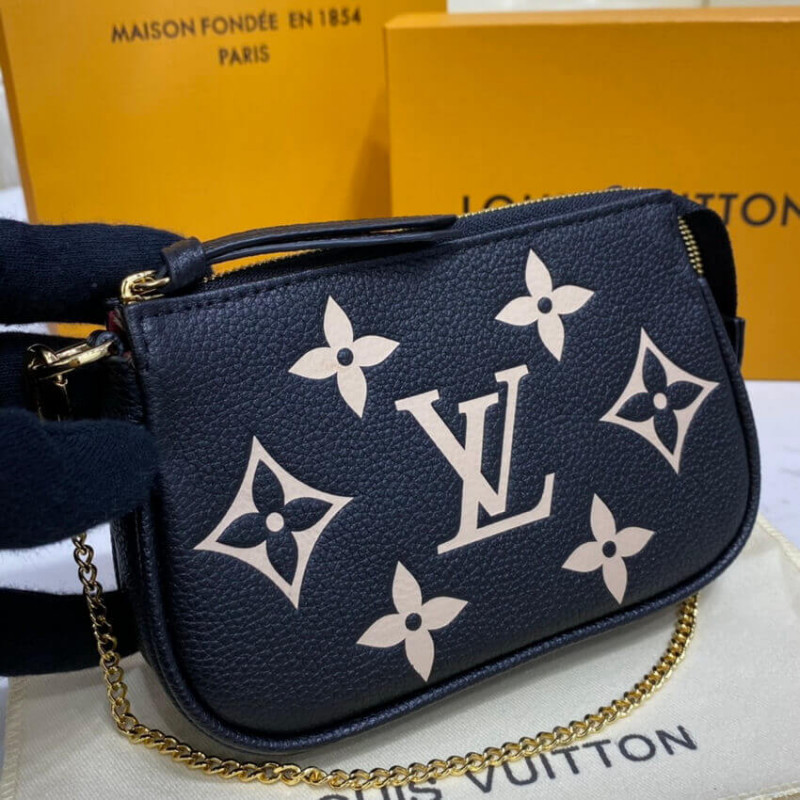 Shop Louis Vuitton 2023 SS Mini pochette accessoires (M80732) by Monamie.